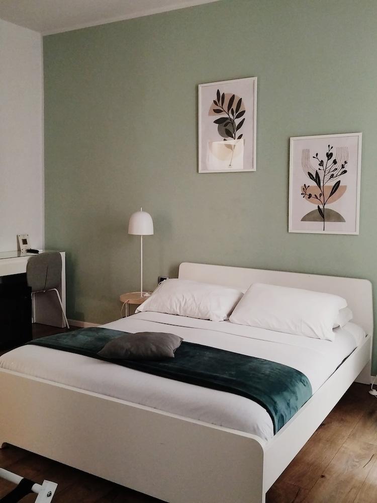 AD 111 ColaDiRienzo Rooms