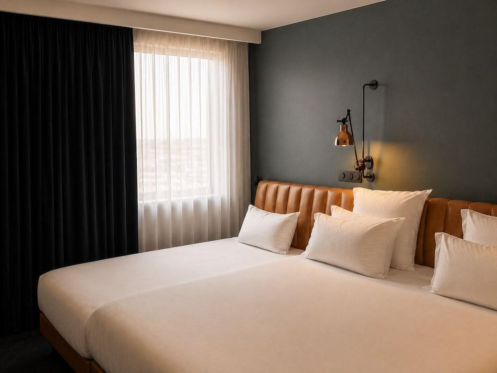 1.75 Paris Le Charme Room Type - Triple Room