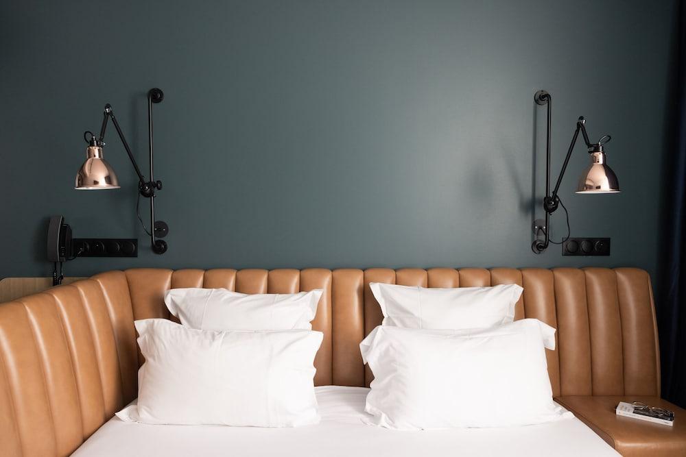 1.75 Paris Le Charme Room Type - Premium Double Room, City View
