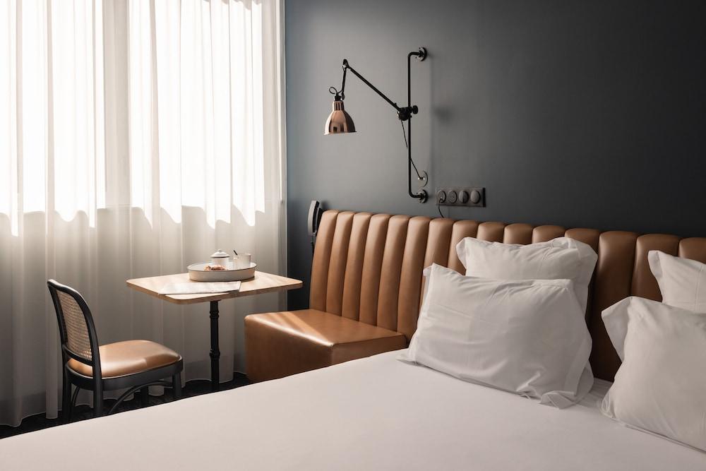 1.75 Paris Le Charme Room Type - Standard Double Room, City View