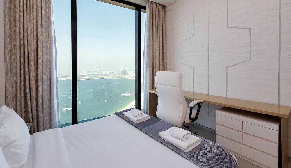 Address JBR Elegant 2BR w Beach Access - Tap to explore photos