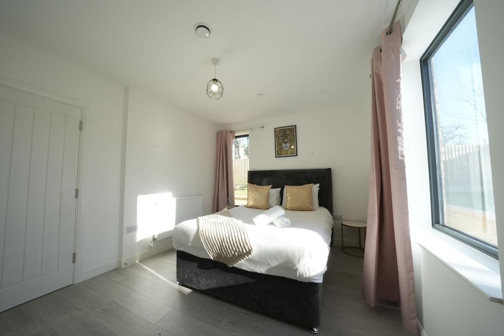 Ealing Broadway Great Stay Room Type - Deluxe Double Room