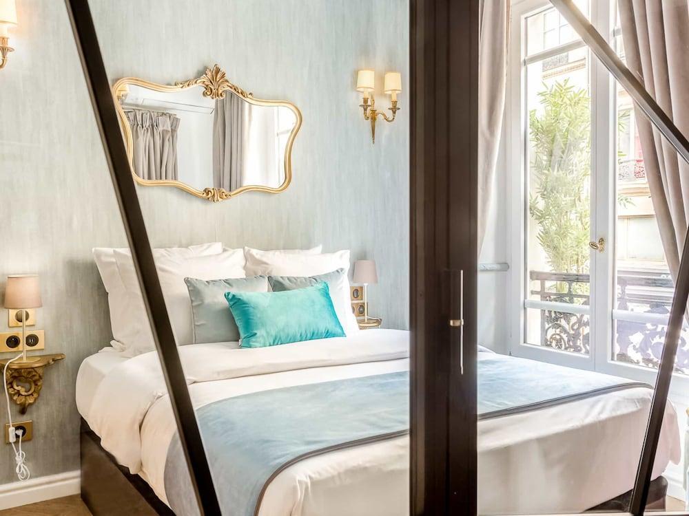 Merveil Luxury Suite - Louvre Rambuteau - Tap to explore photos