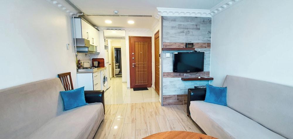 Cihangir Flat Room Type - Superior Apartment, 1 Bedroom, Kitchen Cihangir Flat Room Type - Superior Apartment, 1 Bedroom, Kitchen