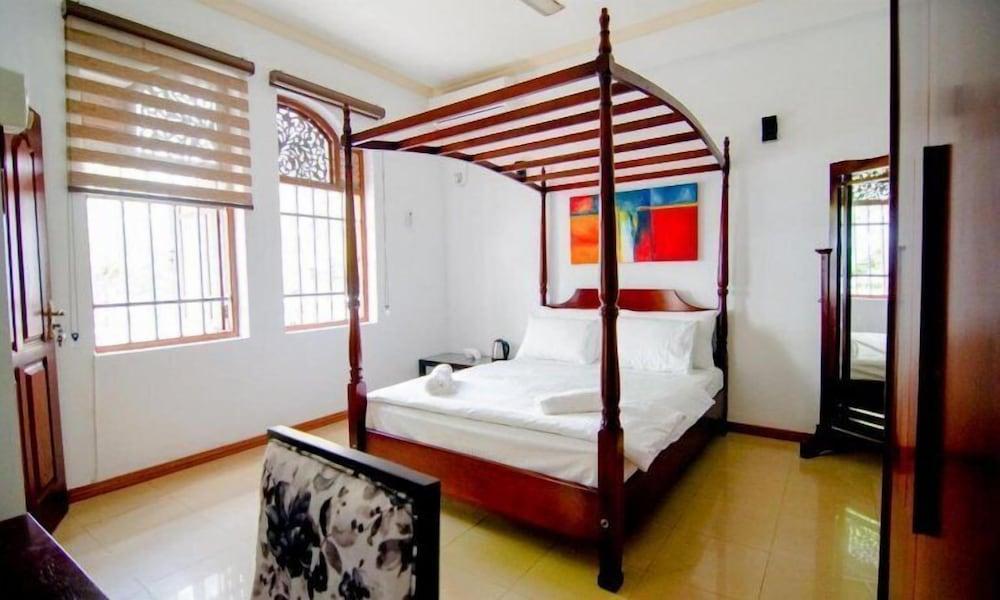 Vivid Colombo Room Type - Standard Double Room, 1 Bedroom, Non Smoking, Air conditioning
