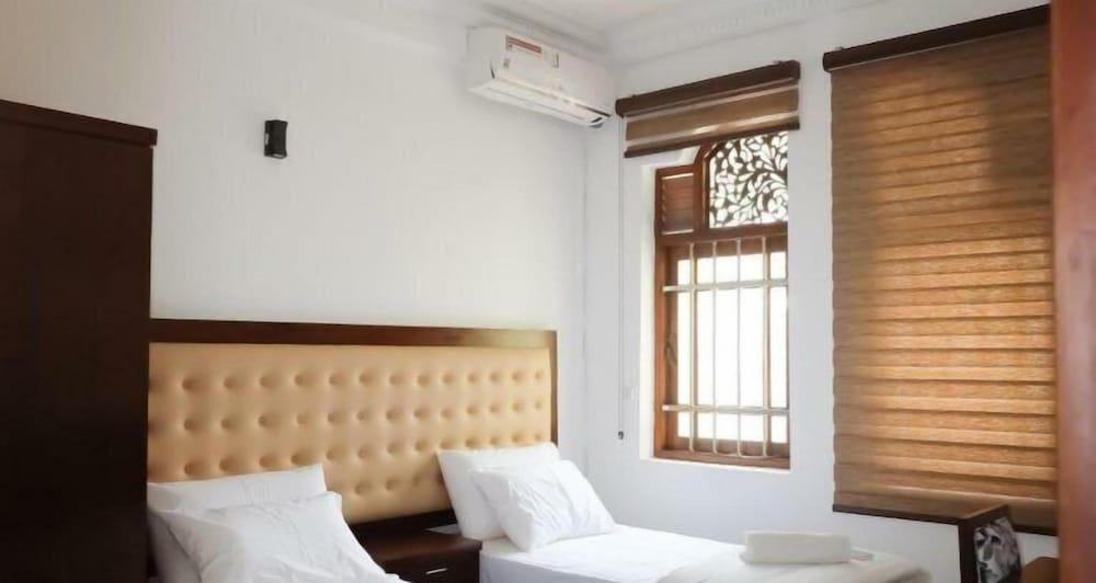 Vivid Colombo Room Type - Standard Twin Room, 1 Bedroom, Air conditioning