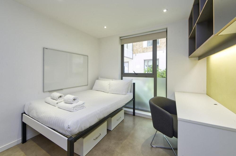 Beautifully Designed Student Studio in London