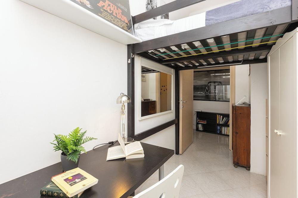 Rental in Rome Pigneto Apartment - Tap to explore photos