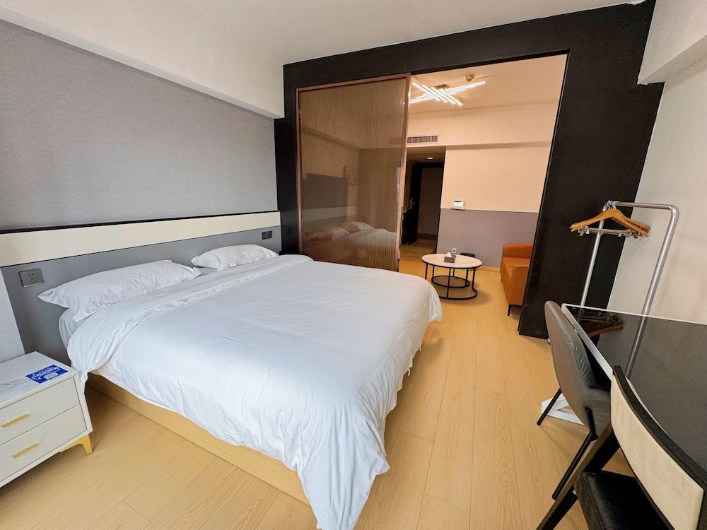 Linjiang Shangpin Apartment Room Type - Comfort Double Room