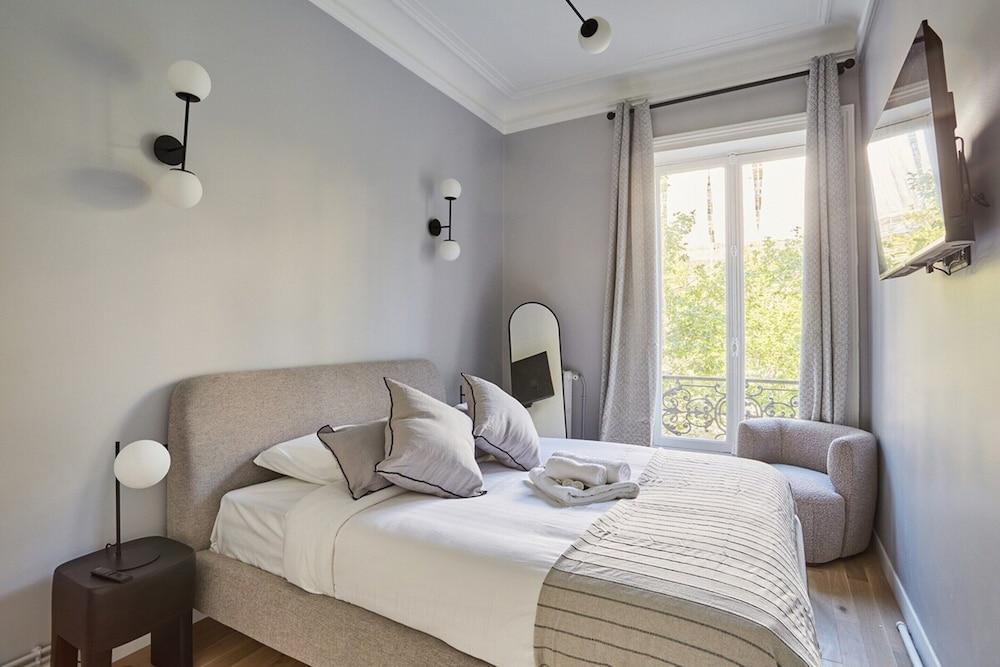 New and Exceptional Apartment Madeleine/concorde - Tap to explore photos