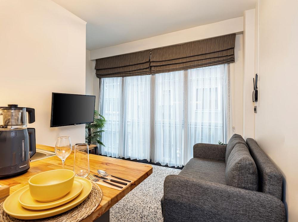 Primera Suite Room Type - Premium Suite, Non Smoking