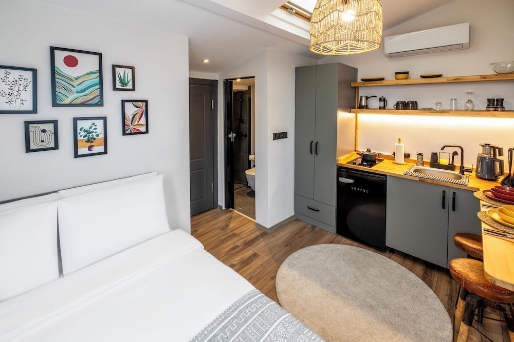 Primera Suite Room Type - Luxury Studio Suite