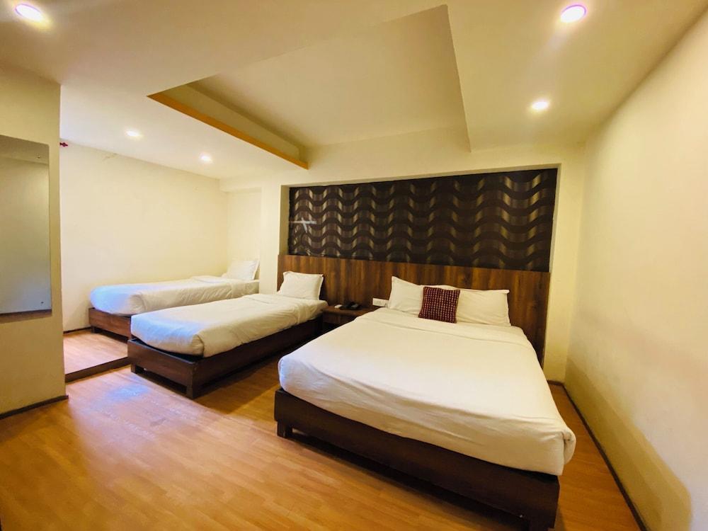 Hotel Next Home Room Type - Family Double or Twin Room, Non Smoking