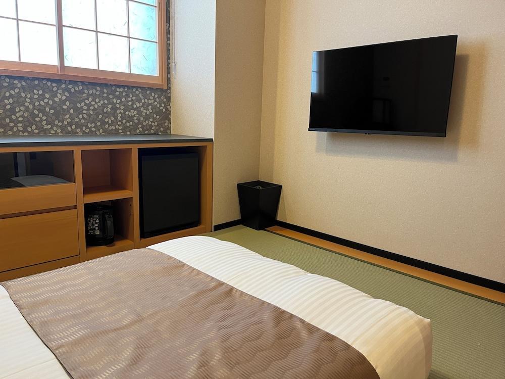 Hotel Matsunoi Shurin - Tap to explore photos