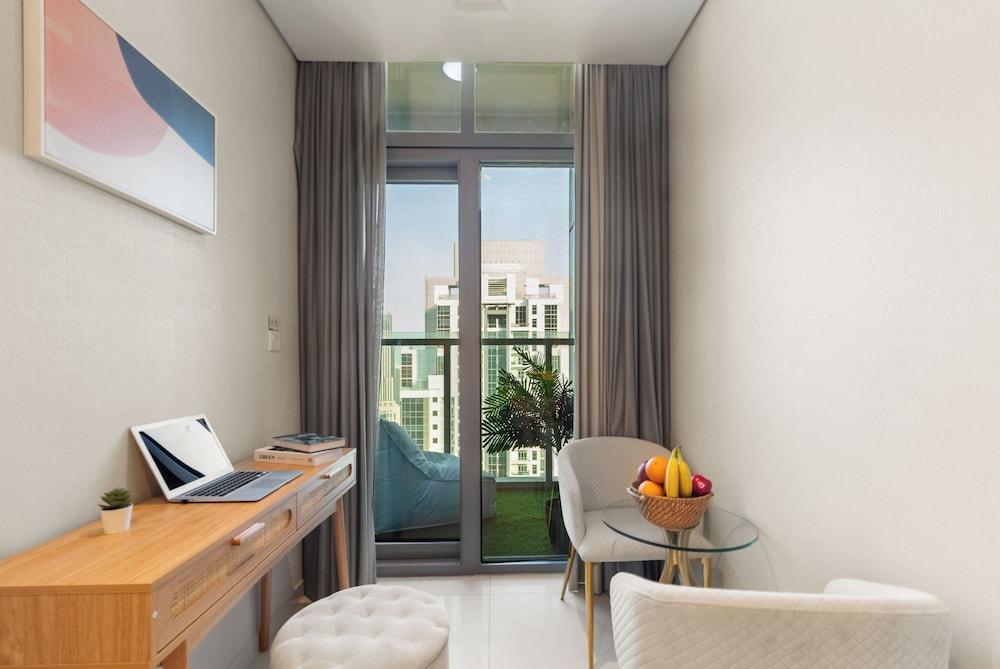 Gogoto LUX Burj View Spacious Room Type - Superior Apartment, City View Gogoto LUX Burj View Spacious Room Type - Superior Apartment, City View