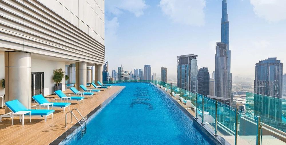 Gogoto2 Luxe 2BR Burj Khalifa View Infinity Pool