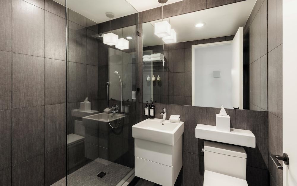 The William Hotel Midtown, New York - Tap to explore photos