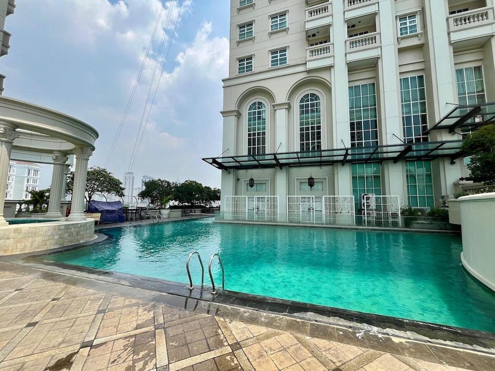 Somerset Berlian Suites Jakarta - Tap to explore photos