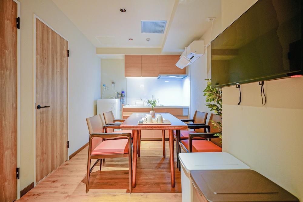 NAKANO WORLD HOTEL Room Type - Basic Room, 3 Twin Beds, Non Smoking, Private Bathroom