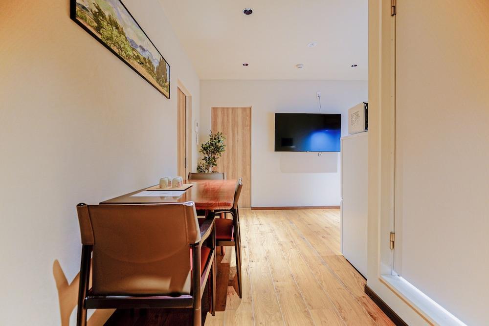 NAKANO WORLD HOTEL Room Type - Classic Room, 2 Double Beds, Non Smoking, Private Bathroom