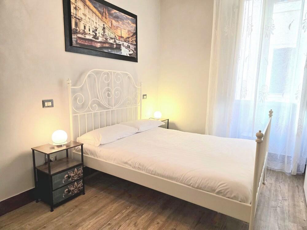 Nicole Suite Room Type - Basic Double Room, Courtyard View