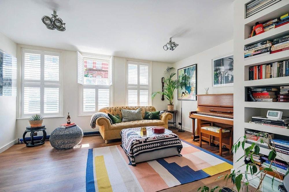 The Writers Light- 2 bed Shoreditch Room Type - House
