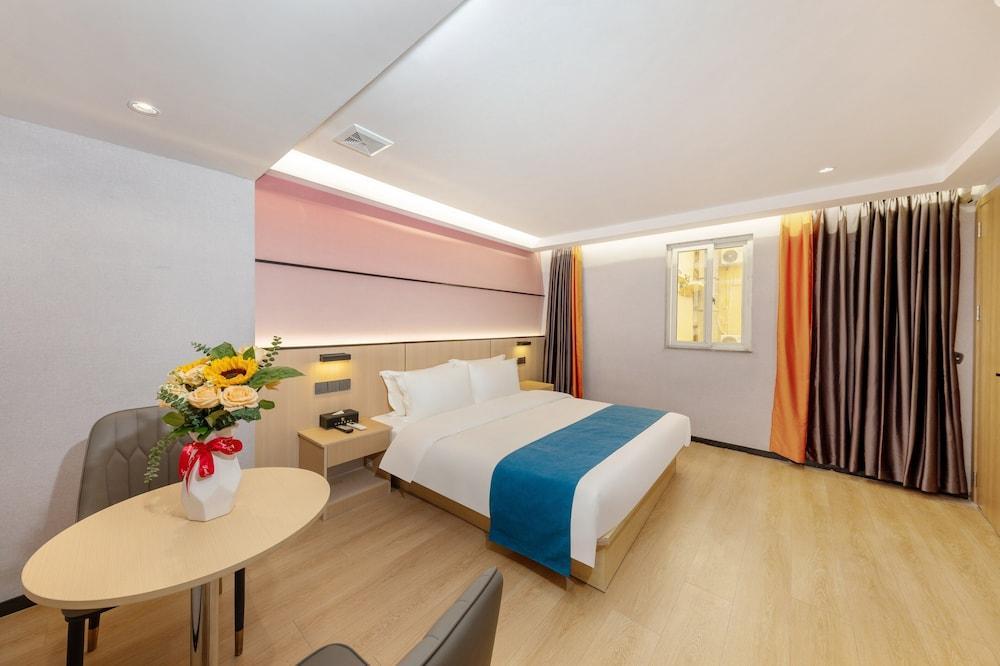 Xicheng Hotel Wanda Plaza Branch Room Type - Comfort Double Room, City View