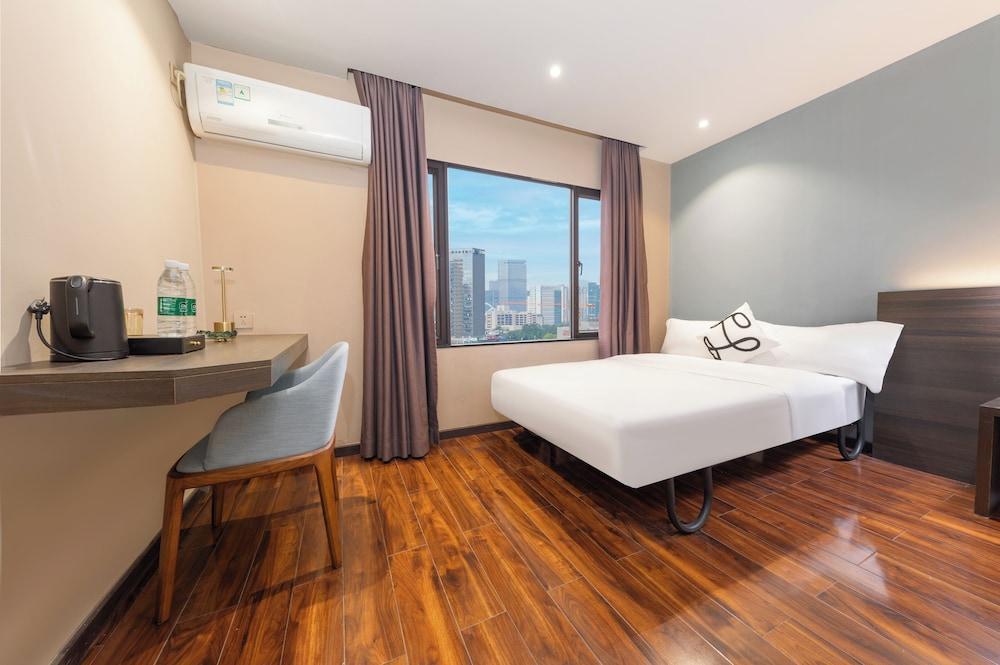 Xicheng Hotel Wanda Plaza Branch - Tap to explore photos