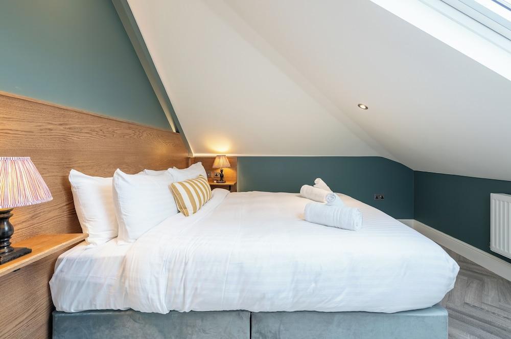 The Fox Pub & Inn Room Type - Apartment 5