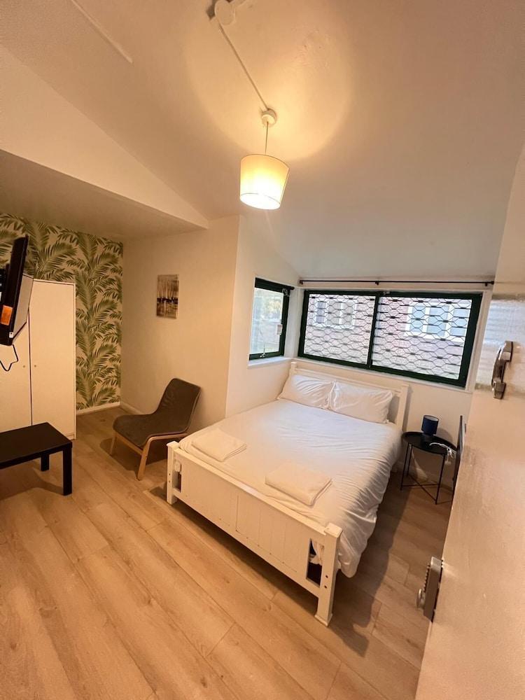 Nest And Limited Room Type - Comfort Double Room