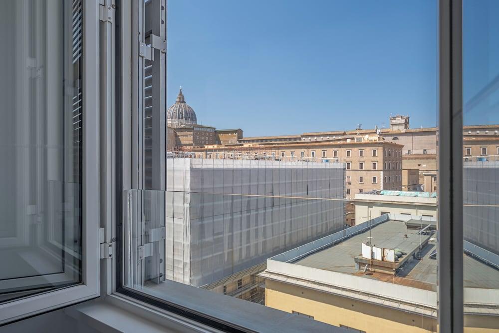 RESIDENZA DEGLI SPEZIALI ROMA PRATI - Tap to explore photos
