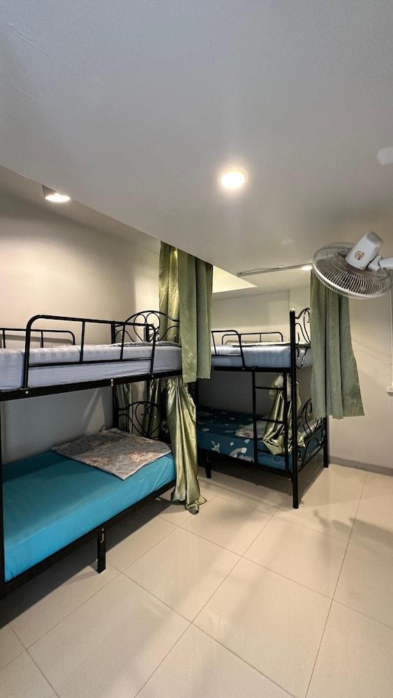 Lemon Tree Khaosan Hostel Room Type - Comfort Shared Dormitory