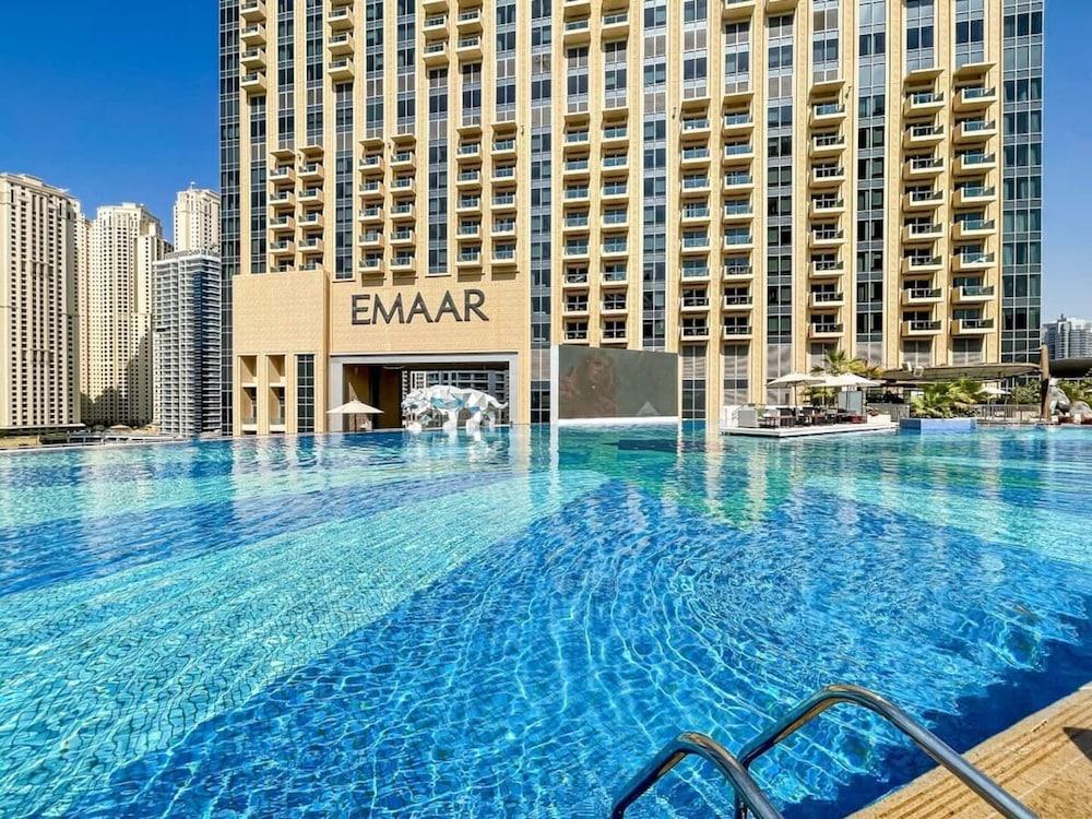 JW Marriott Residence - by Cosmos Living - Tap to explore photos