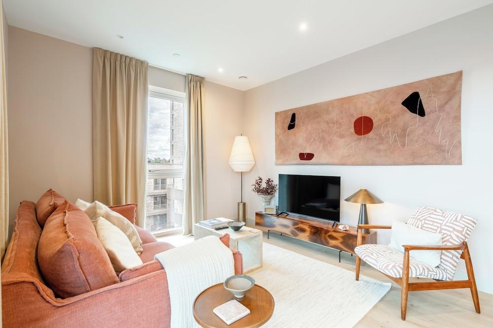 Contemporary City Escape