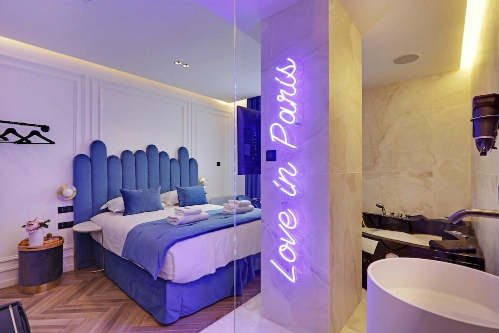 Suite With AC and Jacuzzi Beaubourg Le Marais