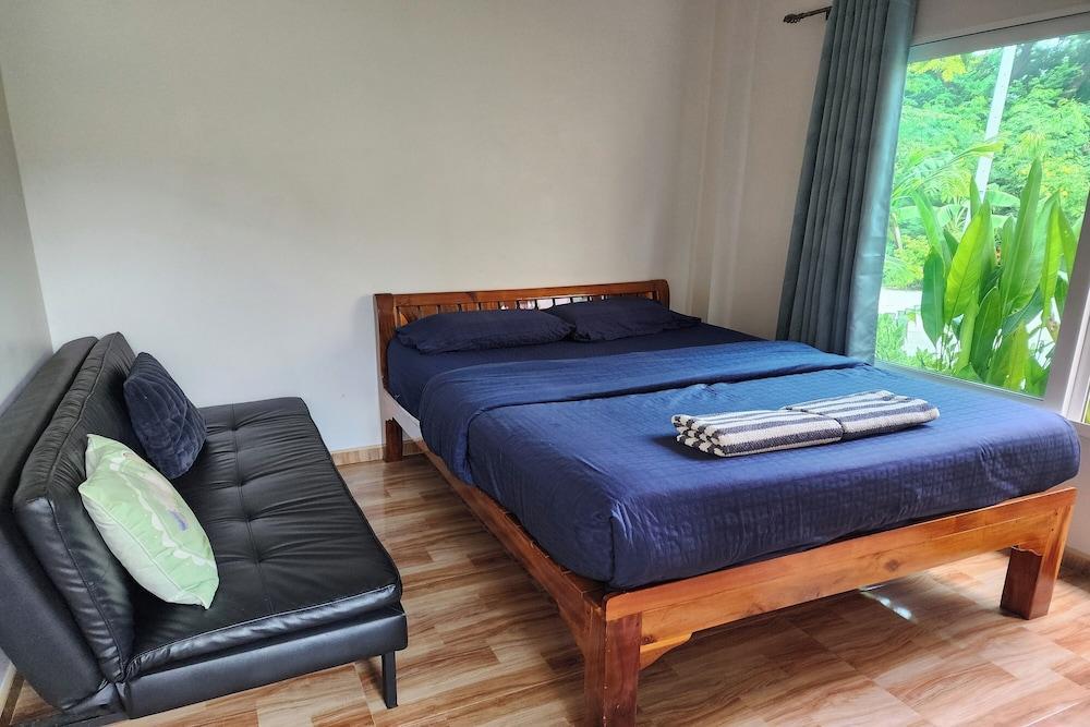 99 House Room Type - Standard Double Room