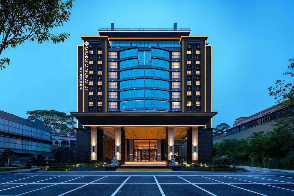 Guangzhou Panyu Giorgio Morandi Hotel - Tap to explore photos