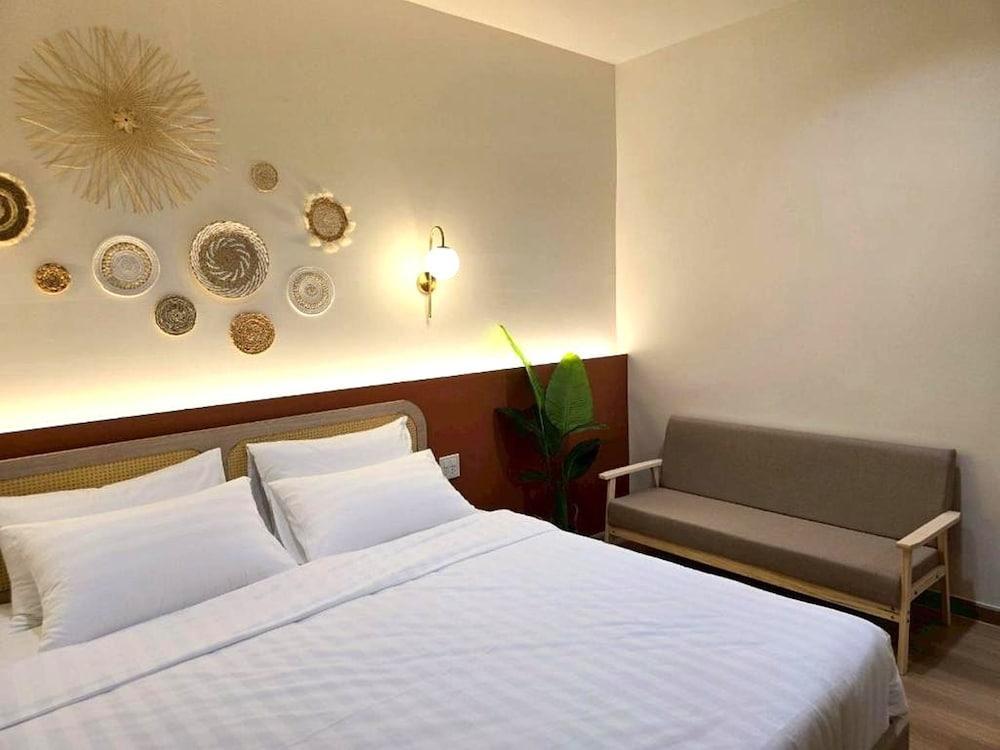 Inn De Sea Poshtel Room Type - Superior Room