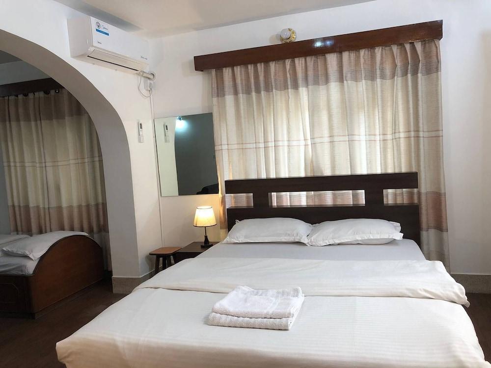 Thamel Apartment Thamel 5 min Walk 1bhk 3rd Floor - Tap to explore photos
