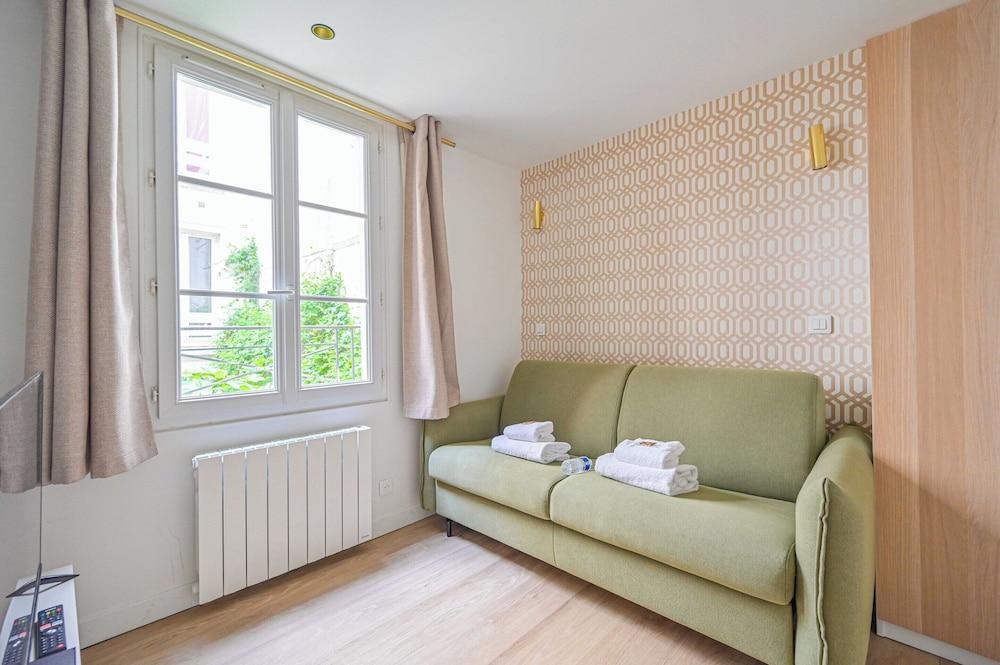 Cosy Nest - 2P - The 16th Arrondissement - Tap to explore photos
