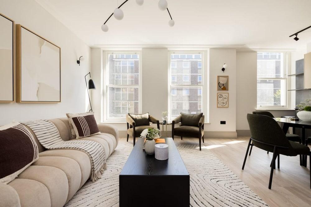 The Brunswick Square Retreat - Glamorous 1bdr Flat - Tap to explore photos