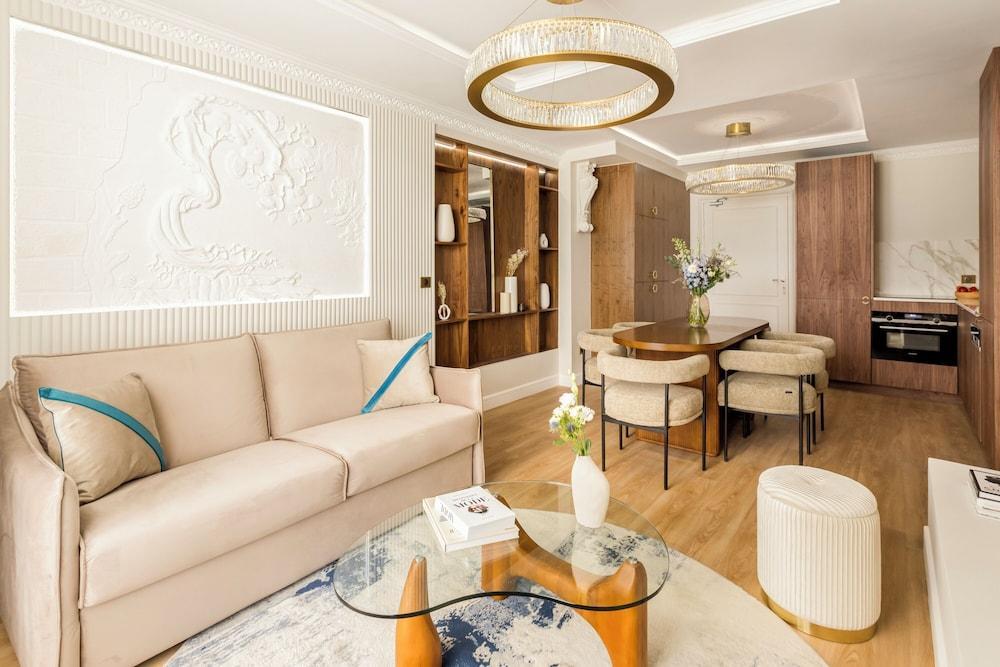 Merveil Luxury Suites - Lenoir I-II-III Room Type - Apartment, City View Merveil Luxury Suites - Lenoir I-II-III Room Type - Apartment, City View