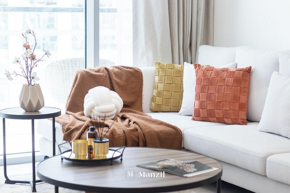Manzil - Spacious 2BR near Dubai Mall - Tap to explore photos