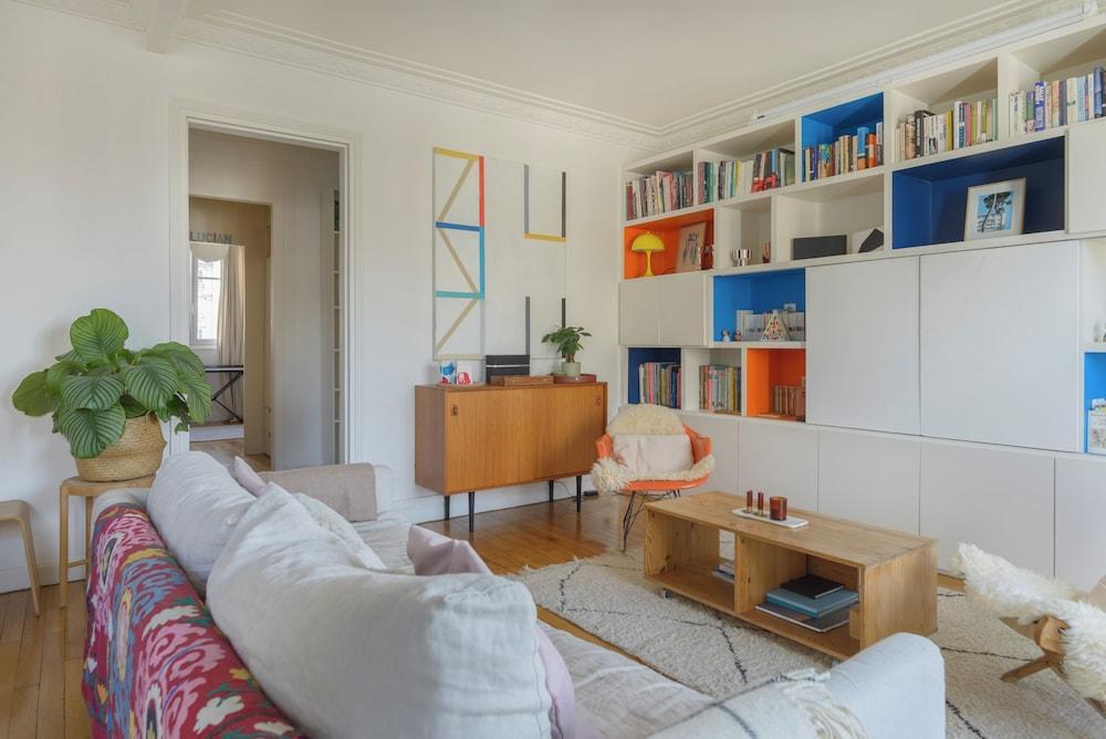 Paris Les Amandiers Residence - Tap to explore photos