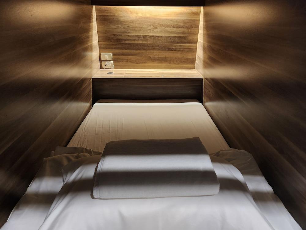 Fellows House Room Type - Lower Bunk Bed in Female Dormitory Room