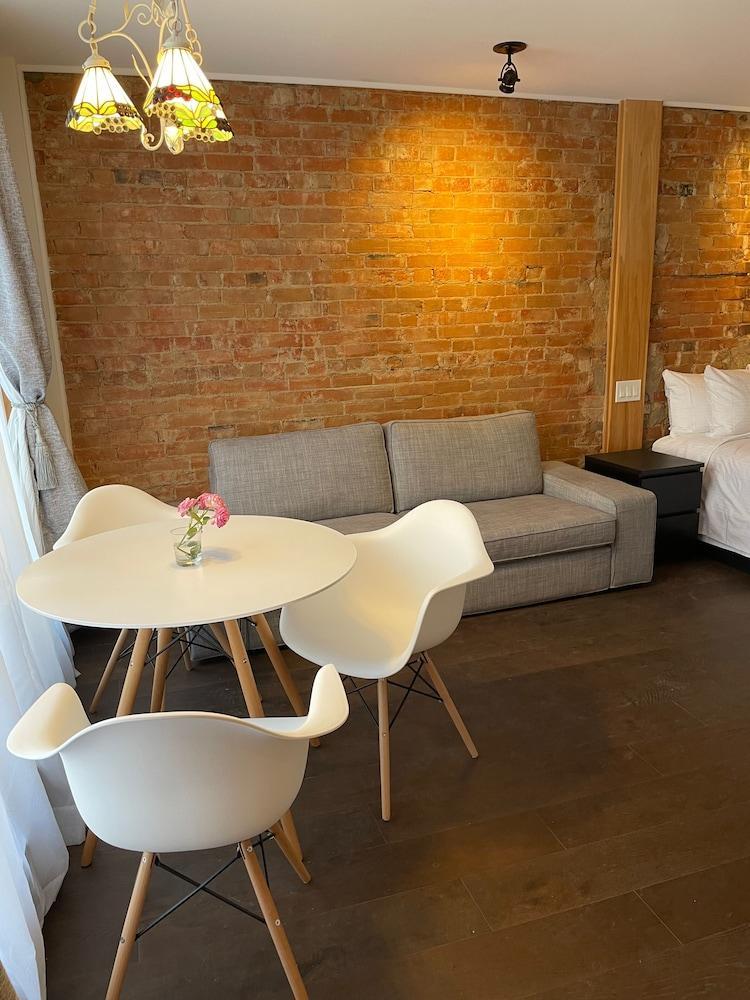Cabbagetown Inn