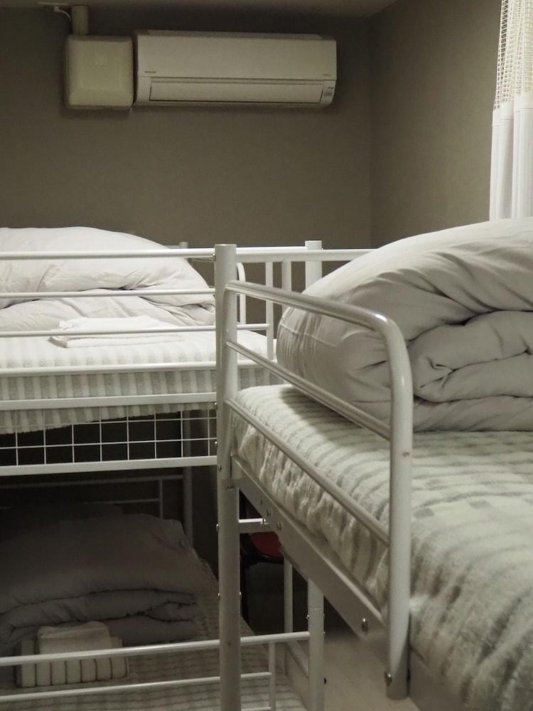 Phoenix Inn Room Type - Japnese Quad Non smoking