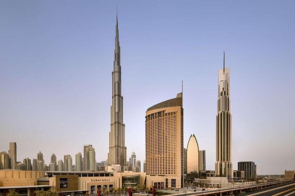 Holistay luxury collection1BR Dubai mall