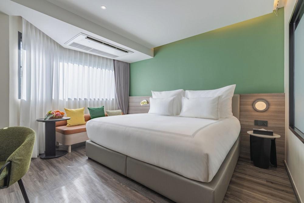 The Akyra Bangkok 11 Room Type - Deluxe Room