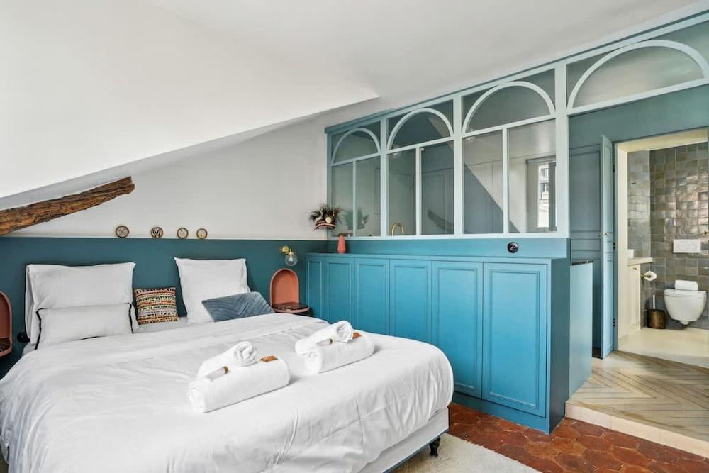 Luxury Studio in Paris - S Vres - Mobility Lease - Tap to explore photos